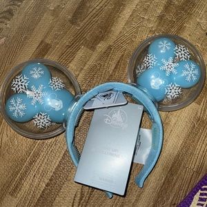 Mickey Mouse Snowflake Balloon Light-Up Ears Headband